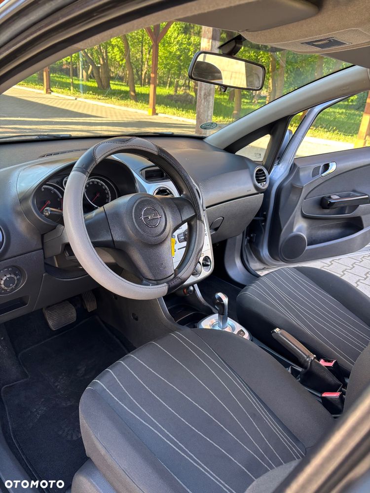 Opel Corsa 1.3 CDTI DPF Cosmo - 21