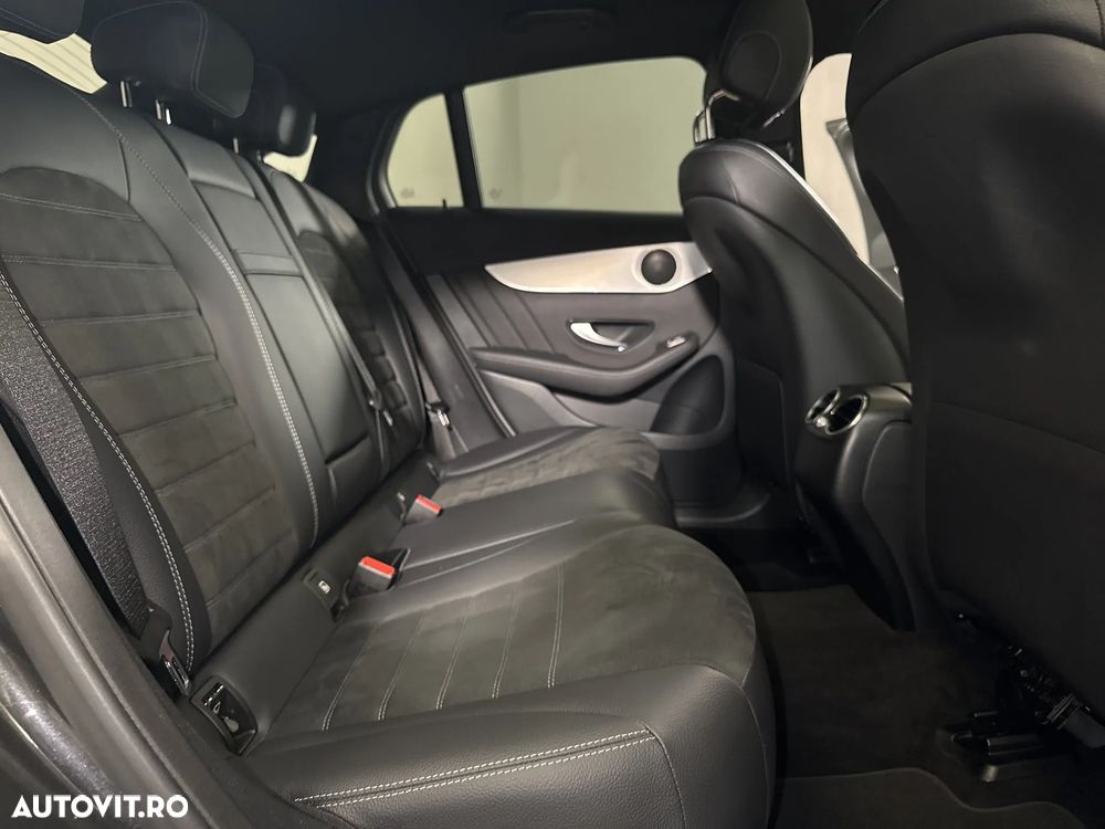 Mercedes-Benz GLC Coupe 300 4MATIC - 13