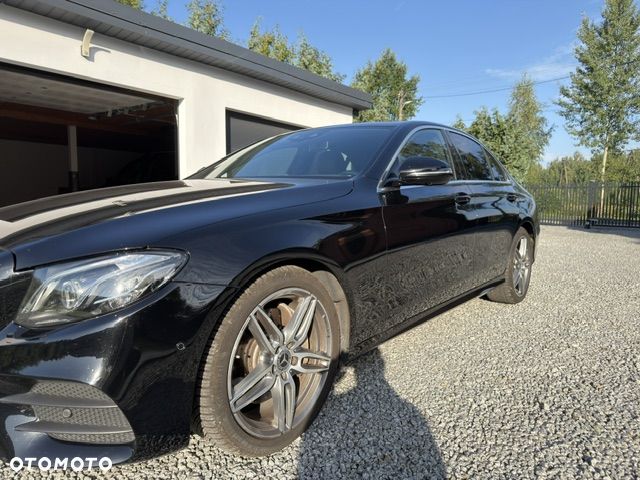 Mercedes-Benz Klasa E 220 d 4-Matic 9G-TRONIC - 3