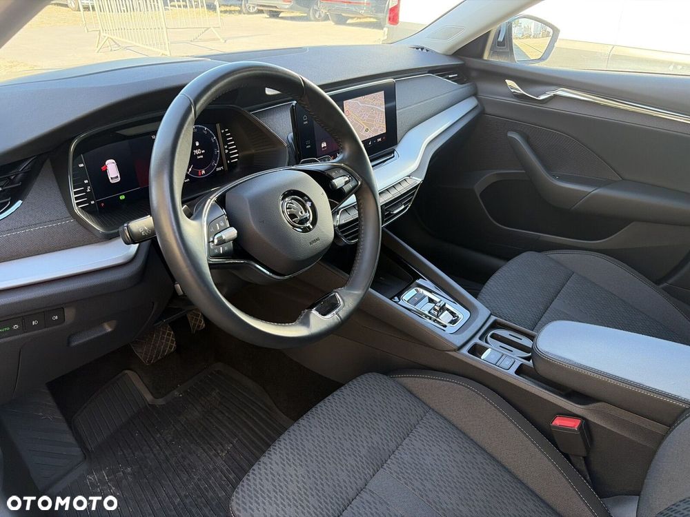 Skoda Octavia - 10