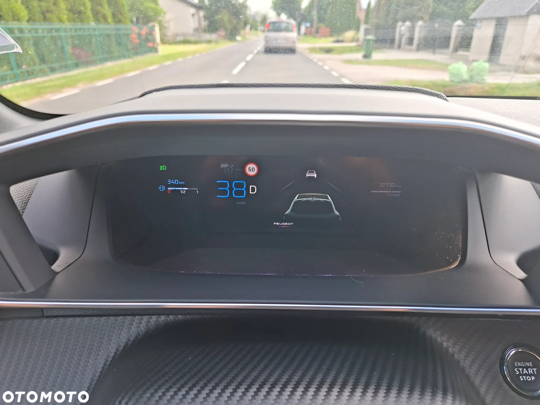 Peugeot 208 Hybrid 136 e-DSC6 GT - 11