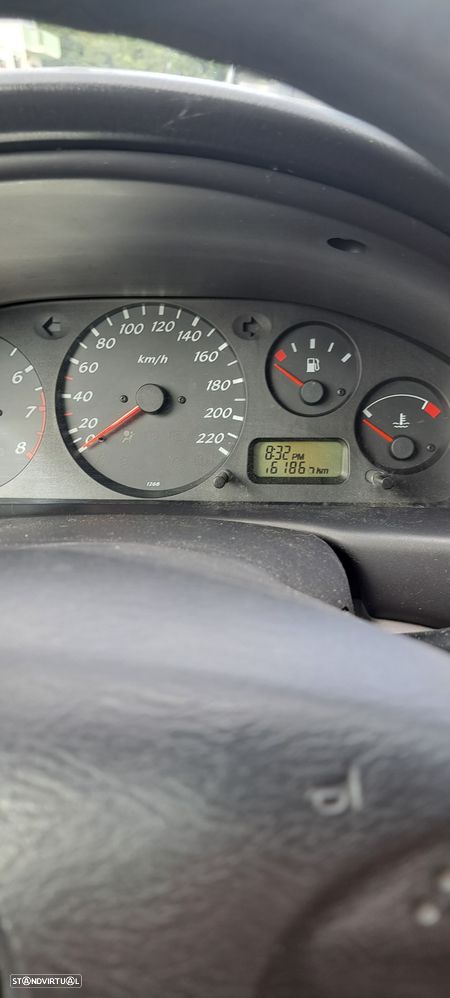 Nissan Almera - 7