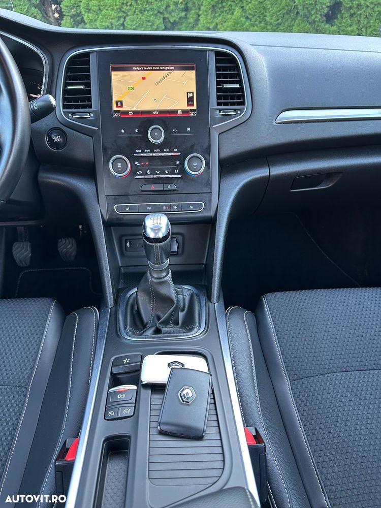 Renault Megane ENERGY dCi 130 Start & Stop Bose Edition - 7