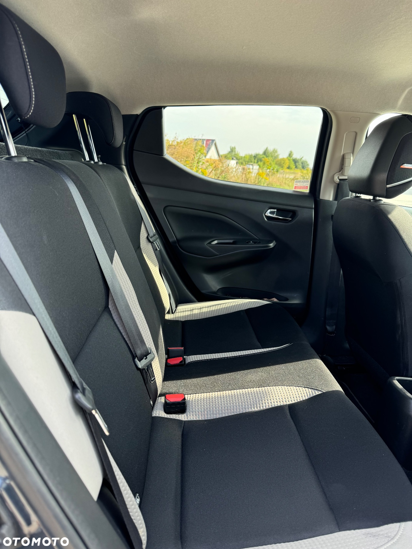 Nissan Micra 1.0 DIG-T Tekna - 18