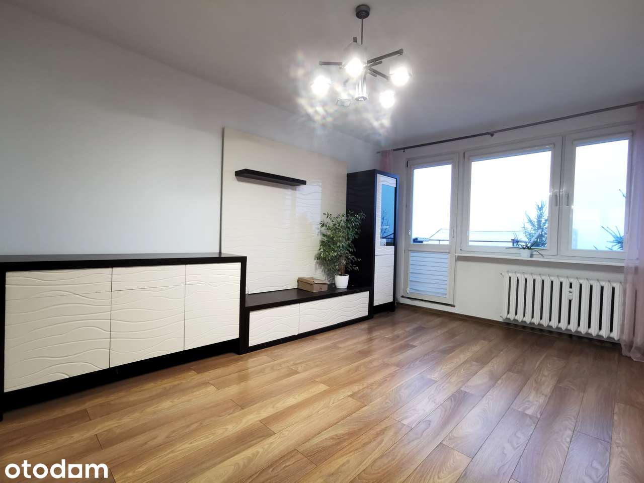 Przestronne 66 m² | 3 pokoje | Balkon | Os. Świętokrzyskie | 2 piwnice