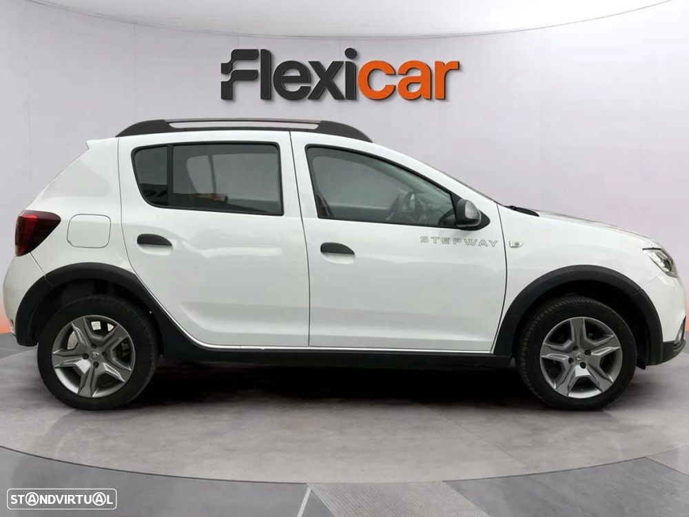 Dacia Sandero 0.9 TCe Stepway - 2