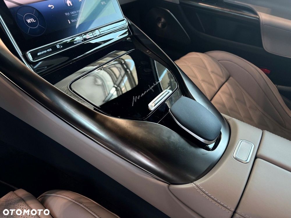 Mercedes-Benz AMG GT - 4