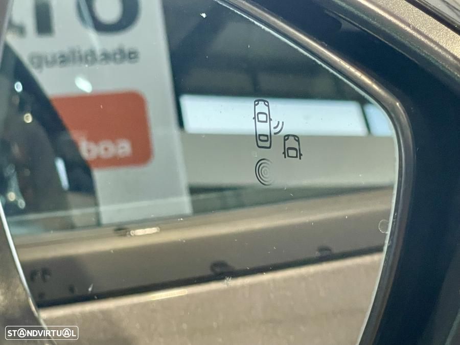 Citroën C3 1.2 PureTech Shine Pack - 21