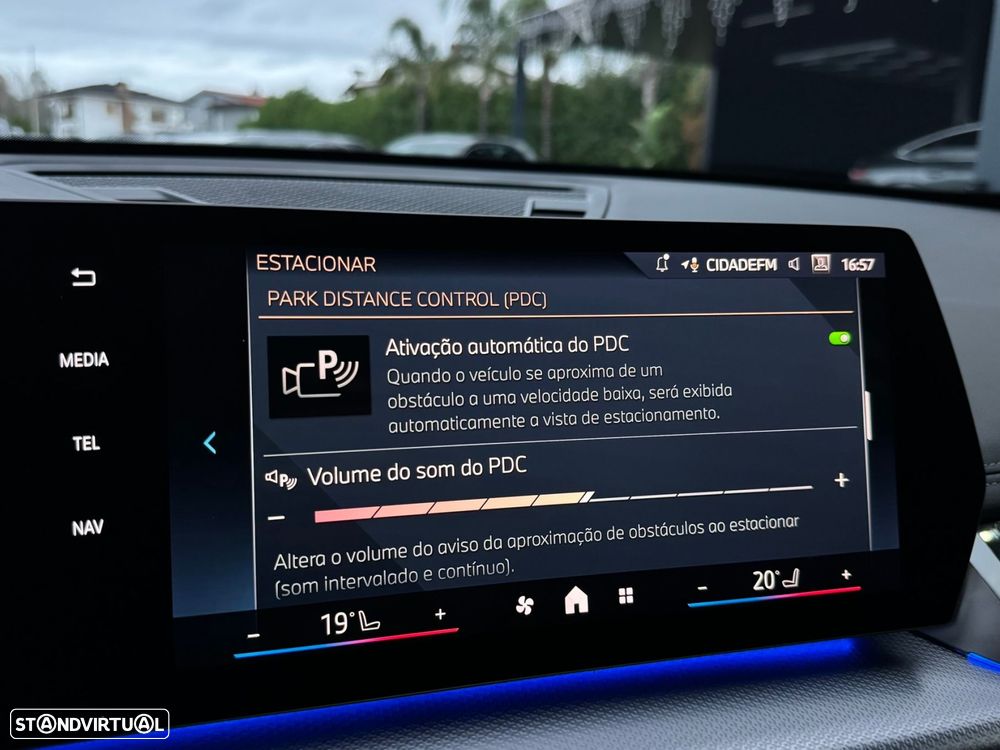 BMW X1 sDrive18d Pack Desportivo M - 59