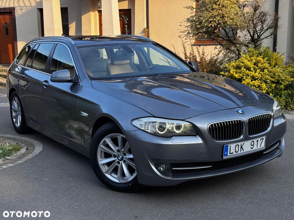 BMW Seria 5 530d xDrive Luxury Line - 7