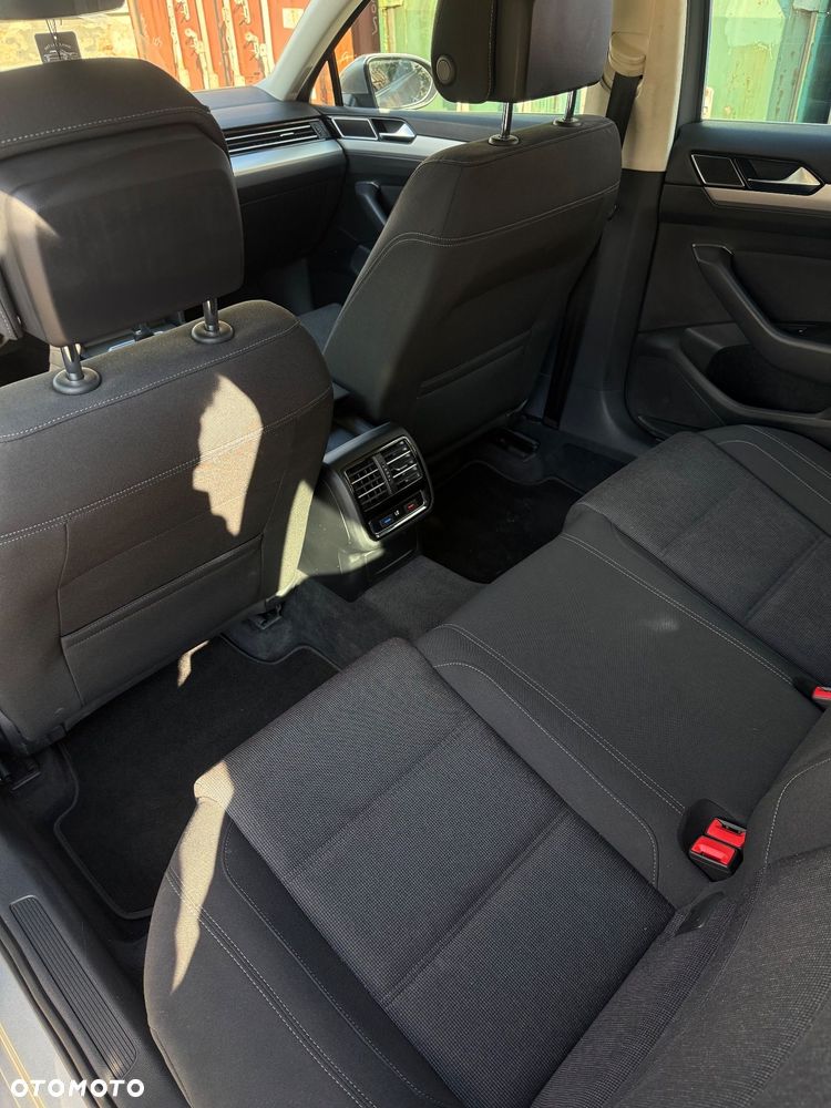 Volkswagen Passat 2.0 TDI BMT Comfortline DSG - 8
