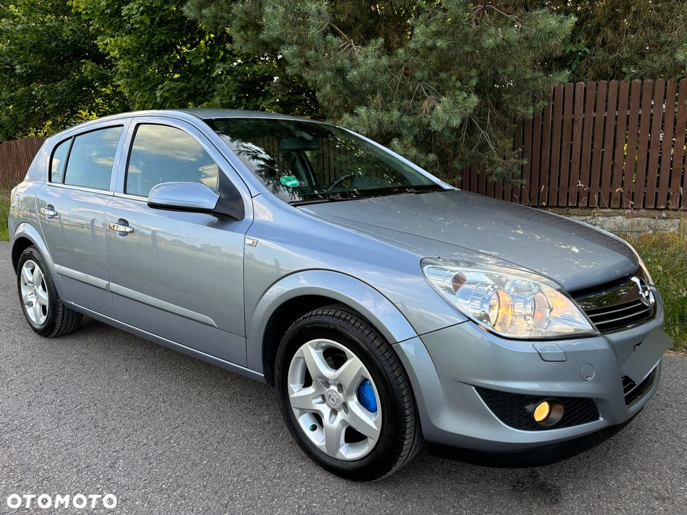 Opel Astra 1.6 Sport - 16