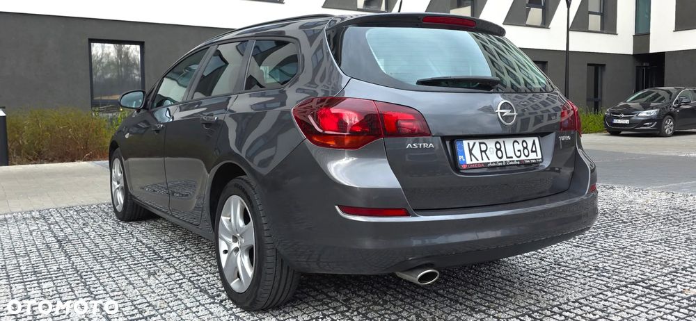 Opel Astra 1.4 Turbo Cosmo - 6