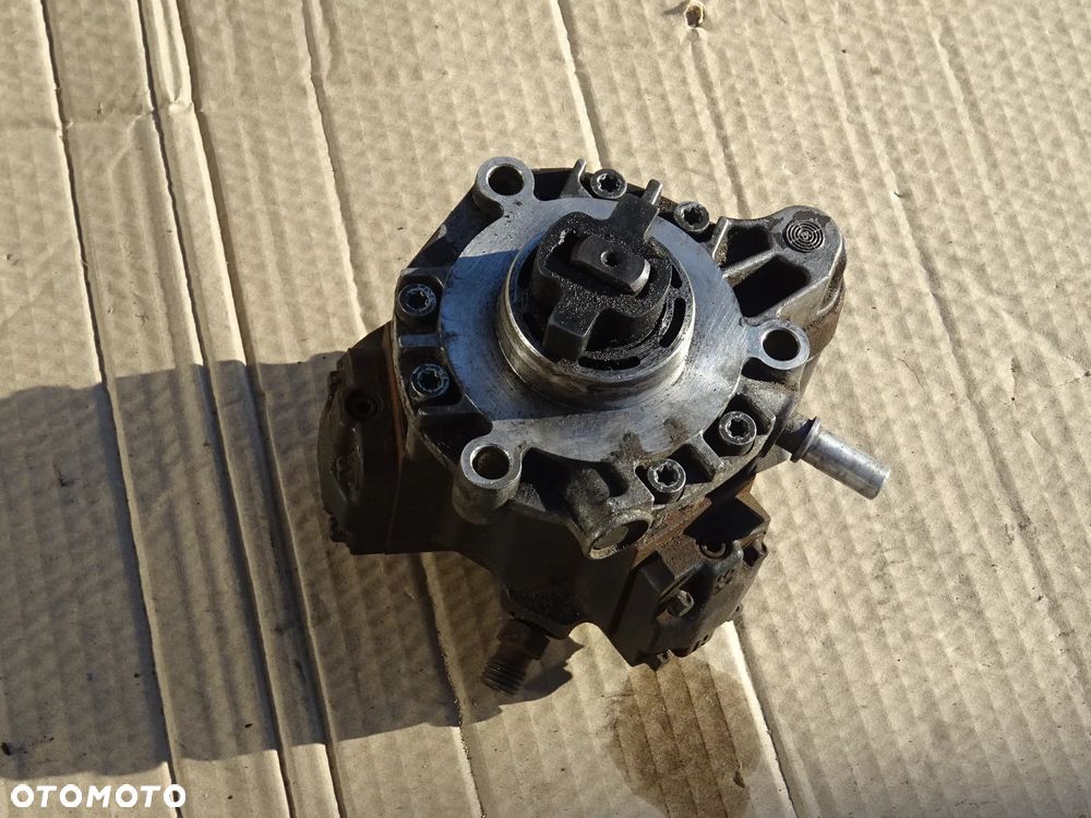 POMPA WTRYSKOWA WYSOKIEGO CIŚNIENIA 2,0 HDI Peugeot 407 Citroen Fiat Ford Volvo - 2