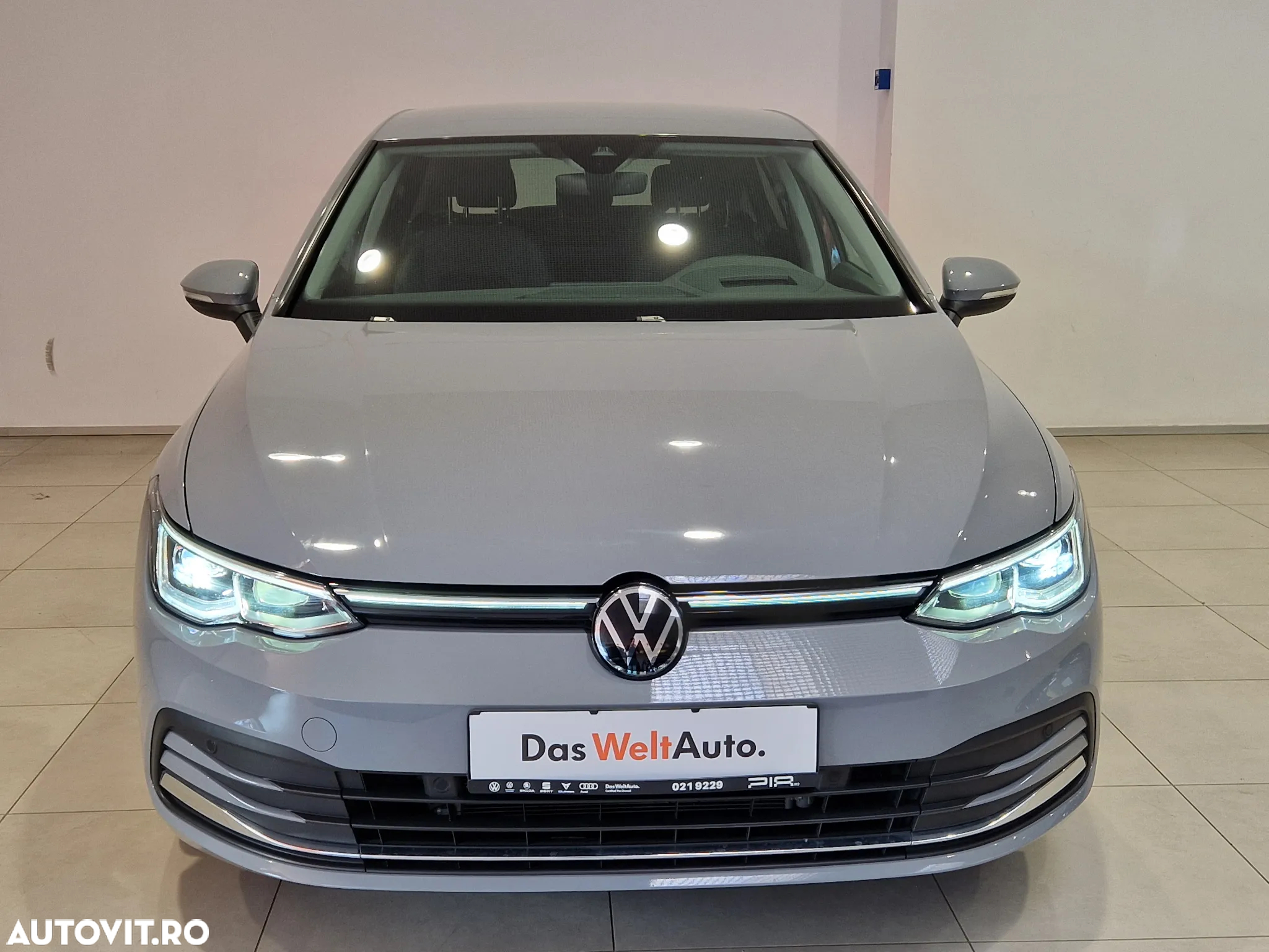Volkswagen Golf - 4