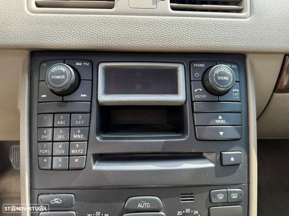 Volvo XC 90 2.4 D5 7L Nivel 2 Auto. - 25