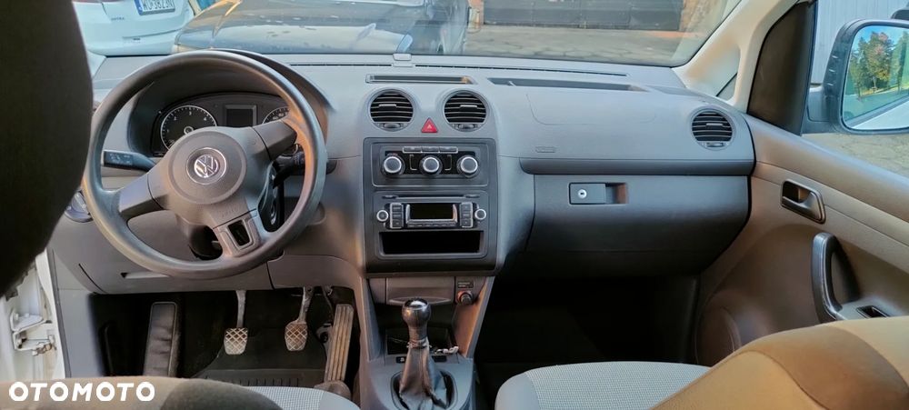 Volkswagen Caddy - 10