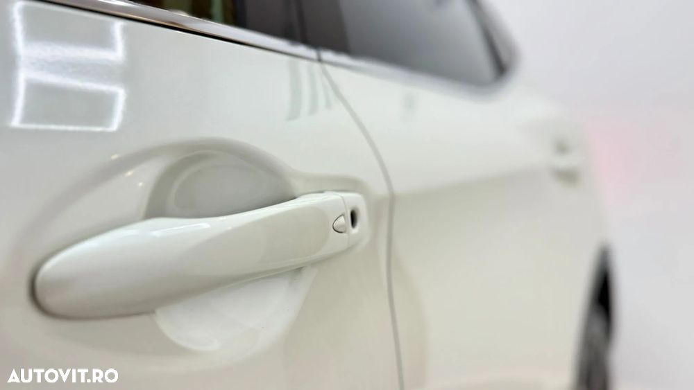 Nissan Qashqai 1.6 DCI Xtronic N-Connecta - 32