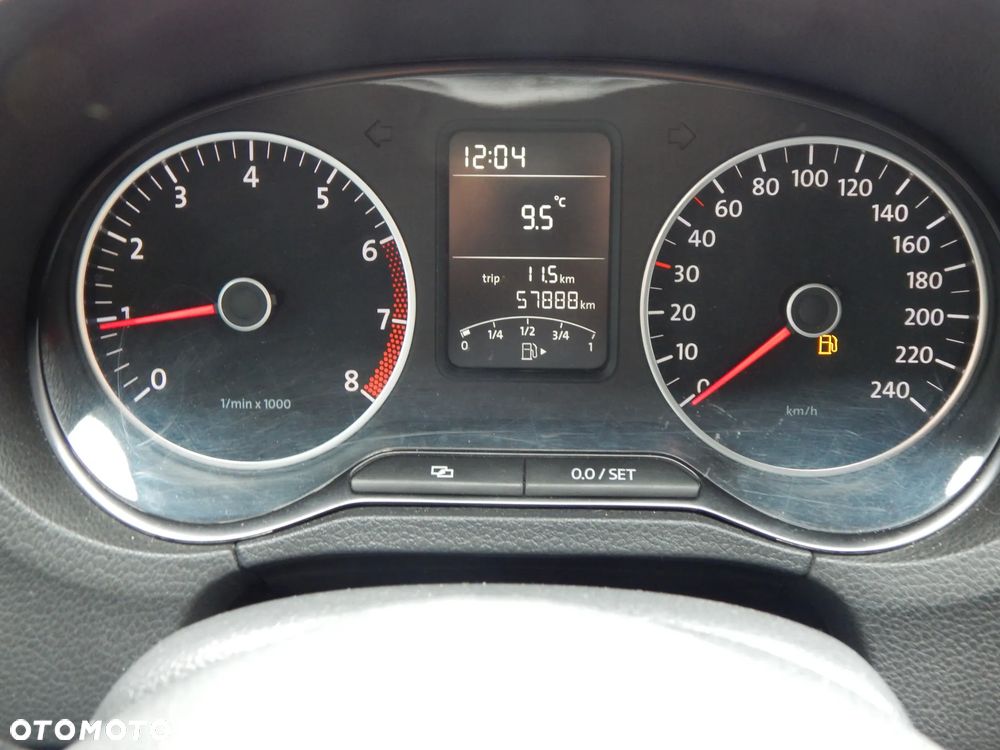 Volkswagen Polo - 30