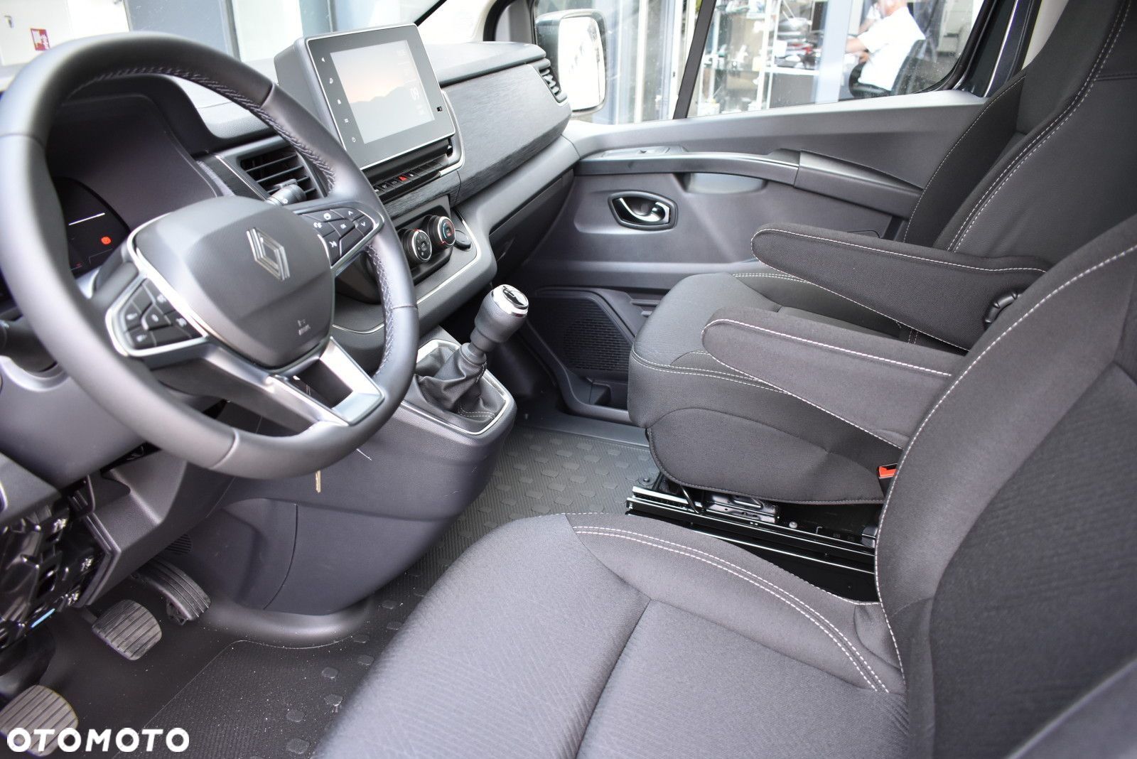 Renault Trafic - 14