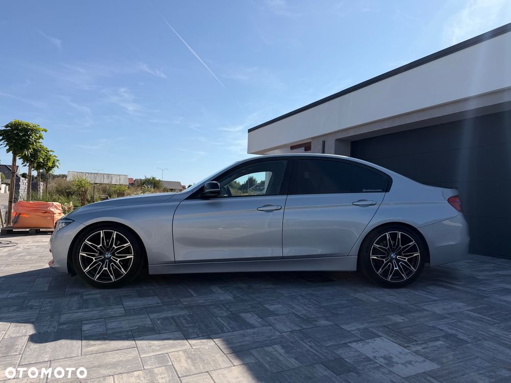BMW Seria 3 320i GPF Sport Line - 4