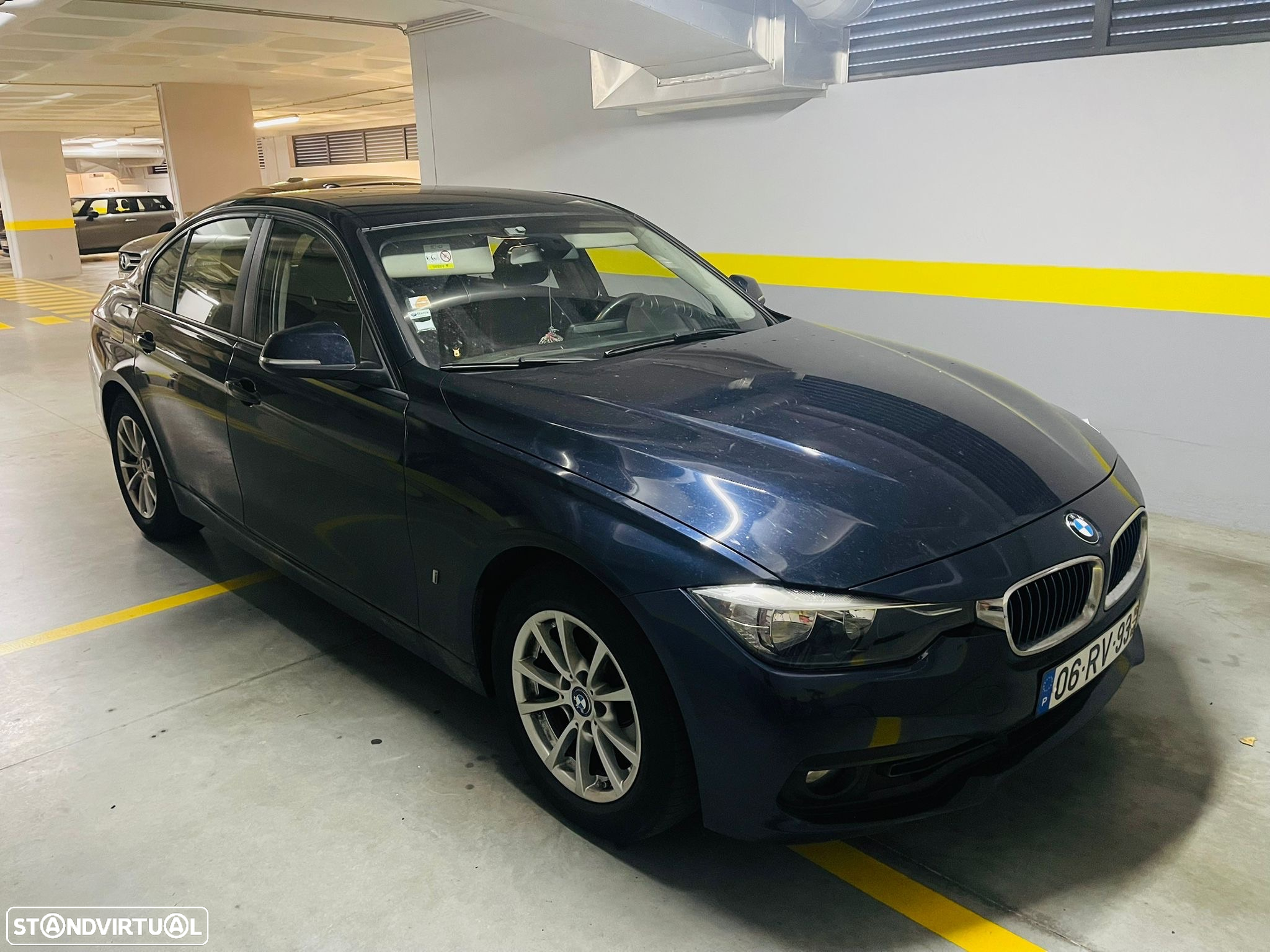 BMW 330 e iPerformance Advantage - 5