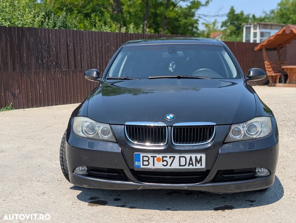 BMW Seria 3 320i - 3