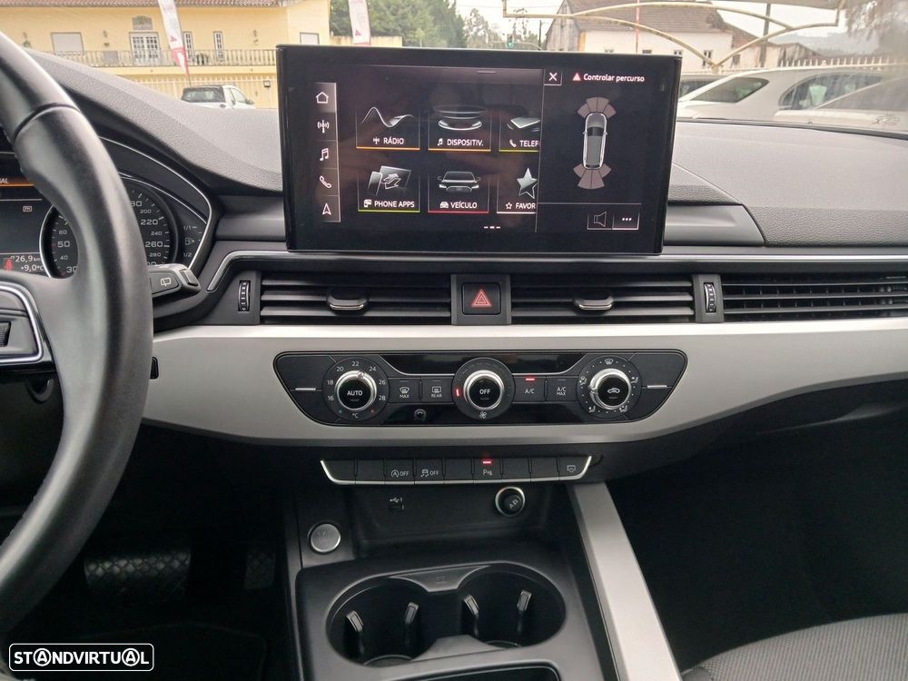 Audi A4 Avant 35 TDI S tronic - 32