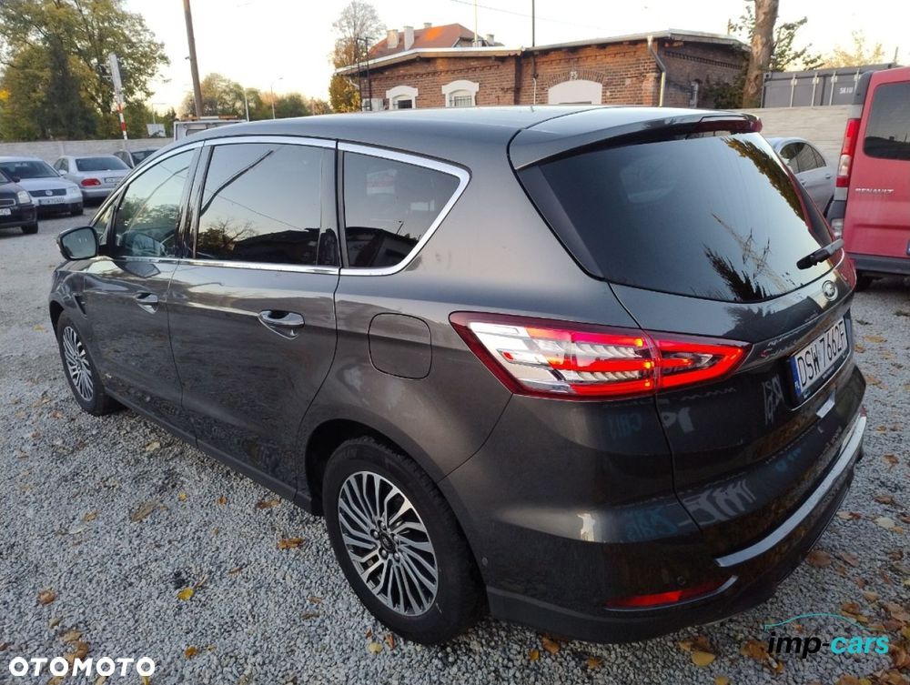 Ford S-Max - 10