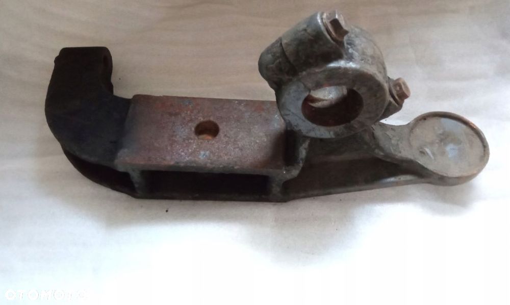 Mocowanie stabilizatora Mercedes Actros Axor Atego - 2