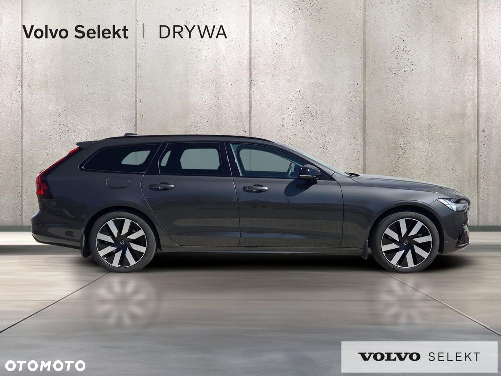 Volvo V90 T6 AWD Plus Dark - 7