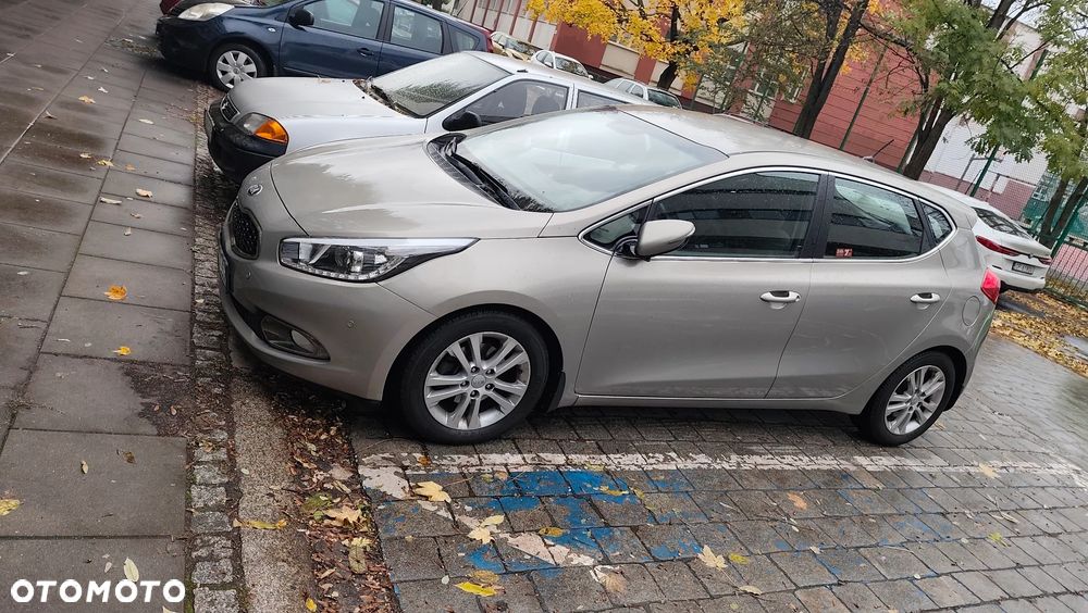 Kia Ceed Cee'd 1.6 GDI L DCT - 9