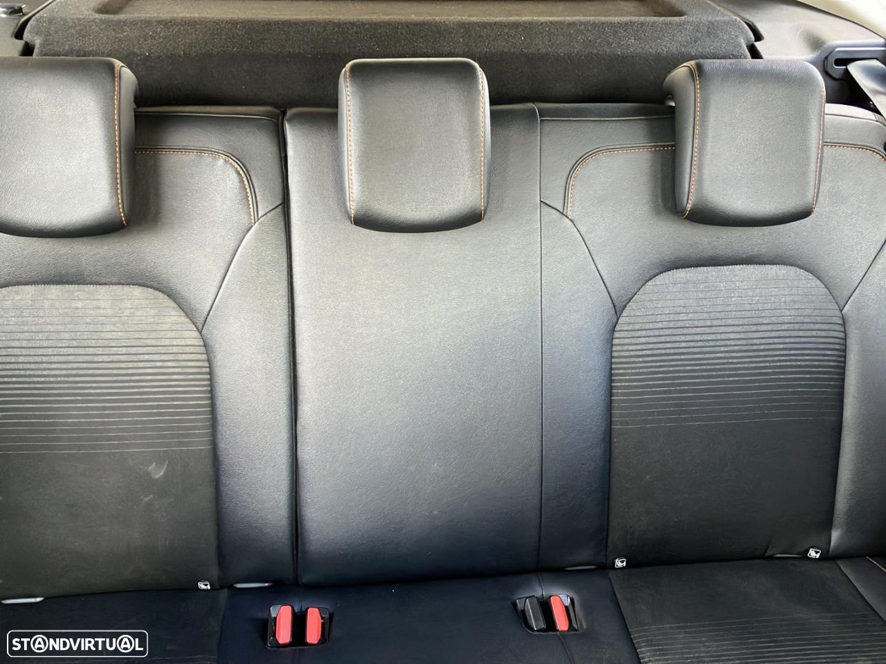 Dacia Duster 1.5 Blue dCi Extreme - 14