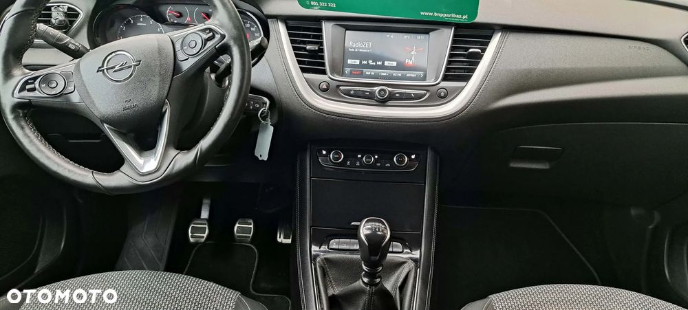 Opel Grandland X 1.2 Start/Stop Business Edition - 11