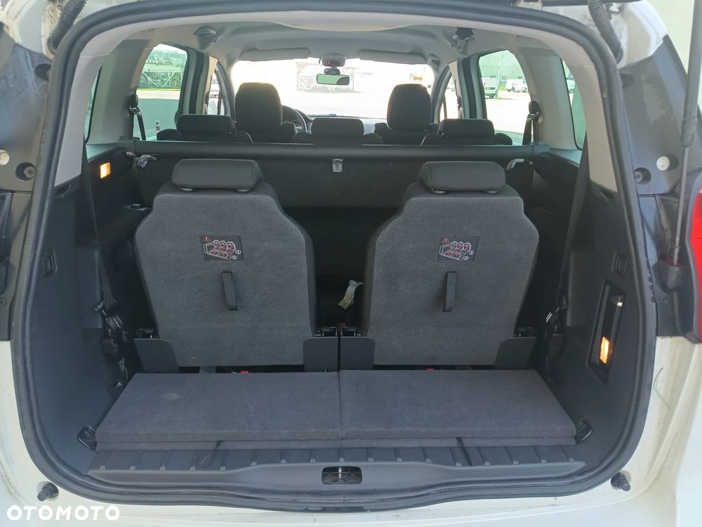 Peugeot 5008 HDI FAP 150 Active - 11