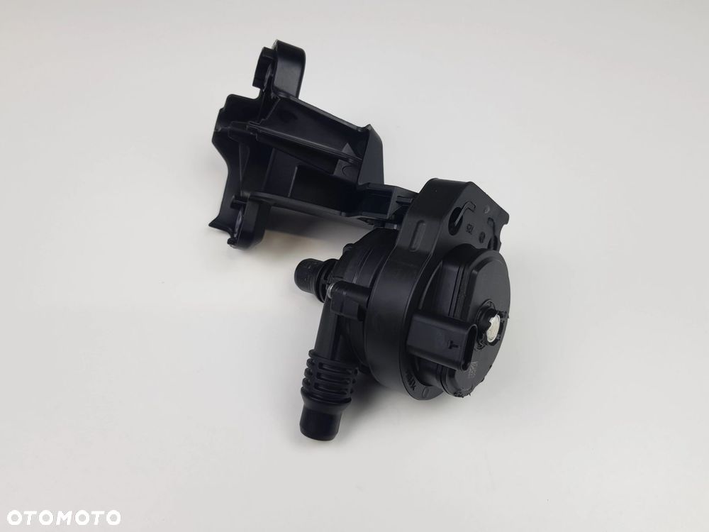 Dodatkowa Pompa Pompka wody BMW X1 U11 5A020E0 - 6