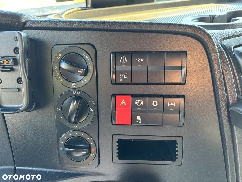 Mercedes-Benz Atego 1524 Kontener Dł 6,20 m - 24