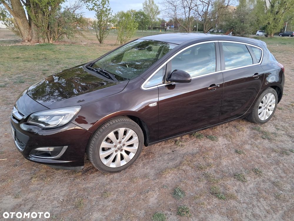 Opel Astra 1.4 T Cosmo - 1