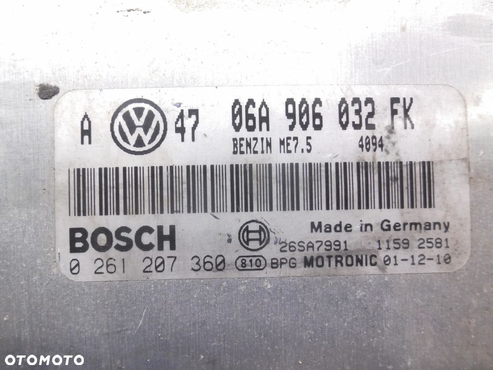 STEROWNIK SILNIKA KOMPUTER VW SEAT SKODA AUDI 2.0 16V 06A906032FK 0261207360 - 2