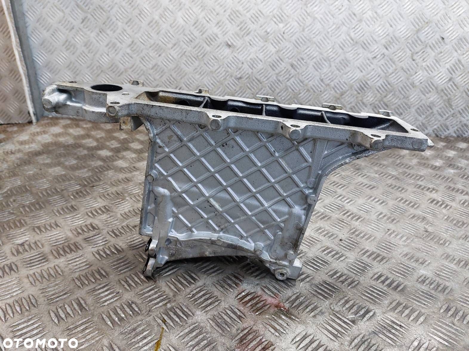 KOLEKTOR SSĄCY VOLKSWAGEN PASSAT B8 LIFT 2.0 TDI 04L129711AB - 1