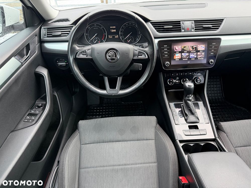 Skoda Superb 2.0 TDI Style DSG - 21