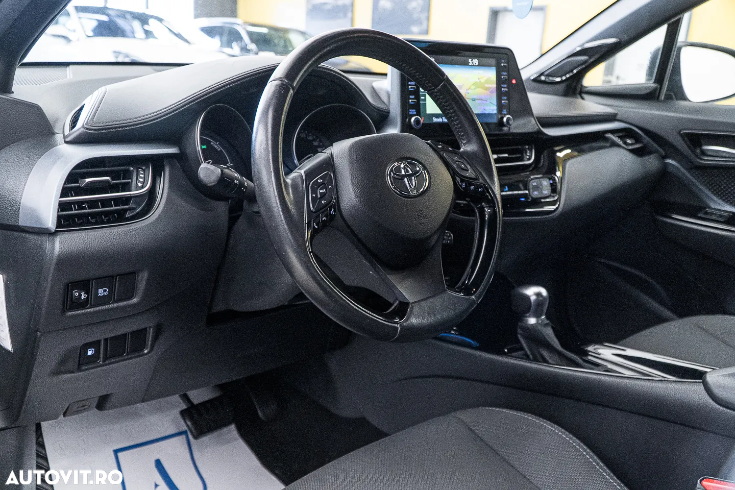 Toyota C-HR 2.0 HSD 184 CP 4x2 CVT Style - 6