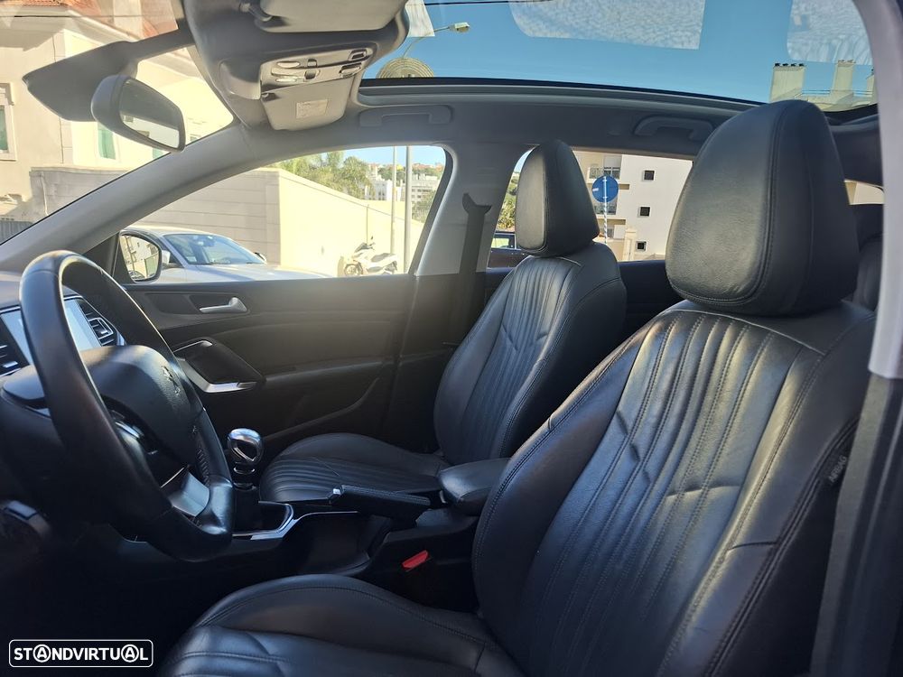 Peugeot 308 SW BlueHDi 120 Stop & Start Allure - 29