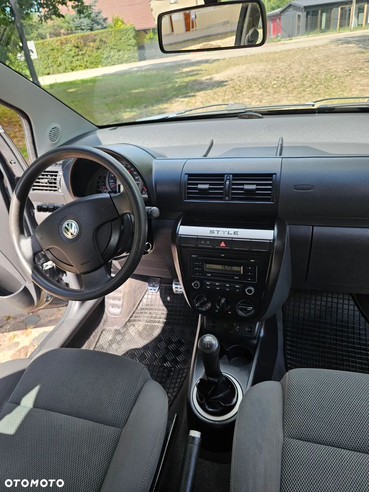 Volkswagen Fox 1.2 Fresh - 17