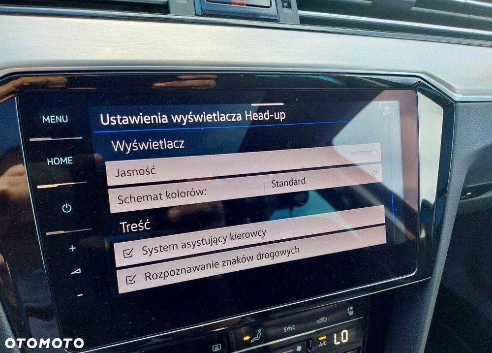 Volkswagen Passat 2.0 TDI SCR DSG 4Motion Elegance - 25