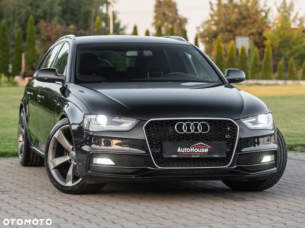 Audi A4 Avant 2.0 TDI DPF quattro S tronic S line Sportpaket - 2