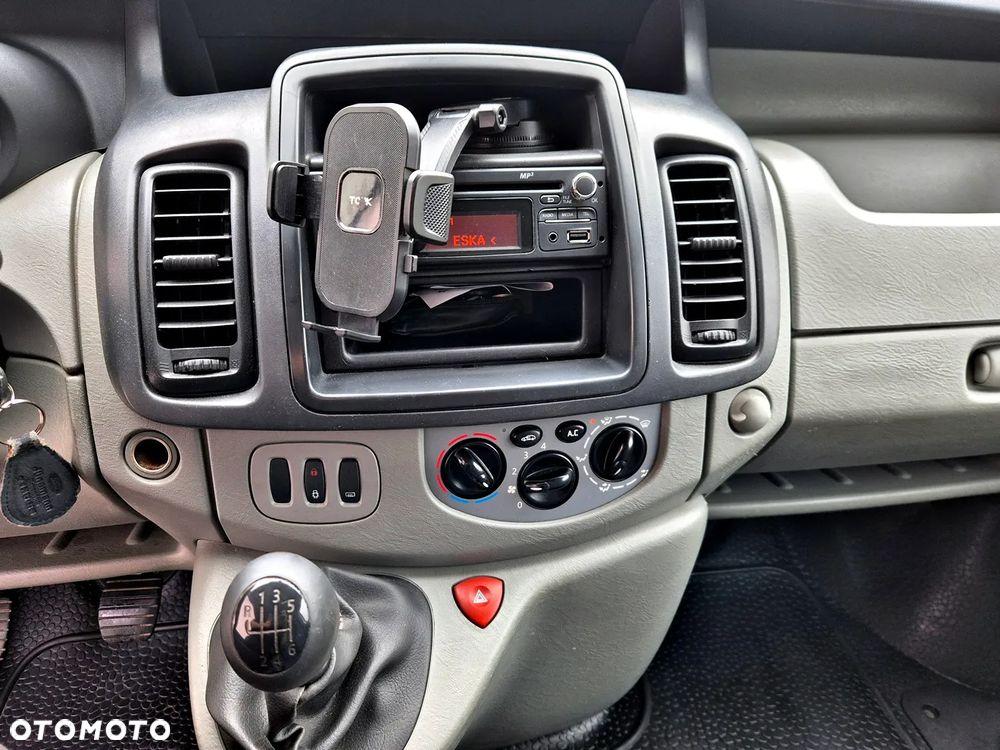 Renault Trafic - 9
