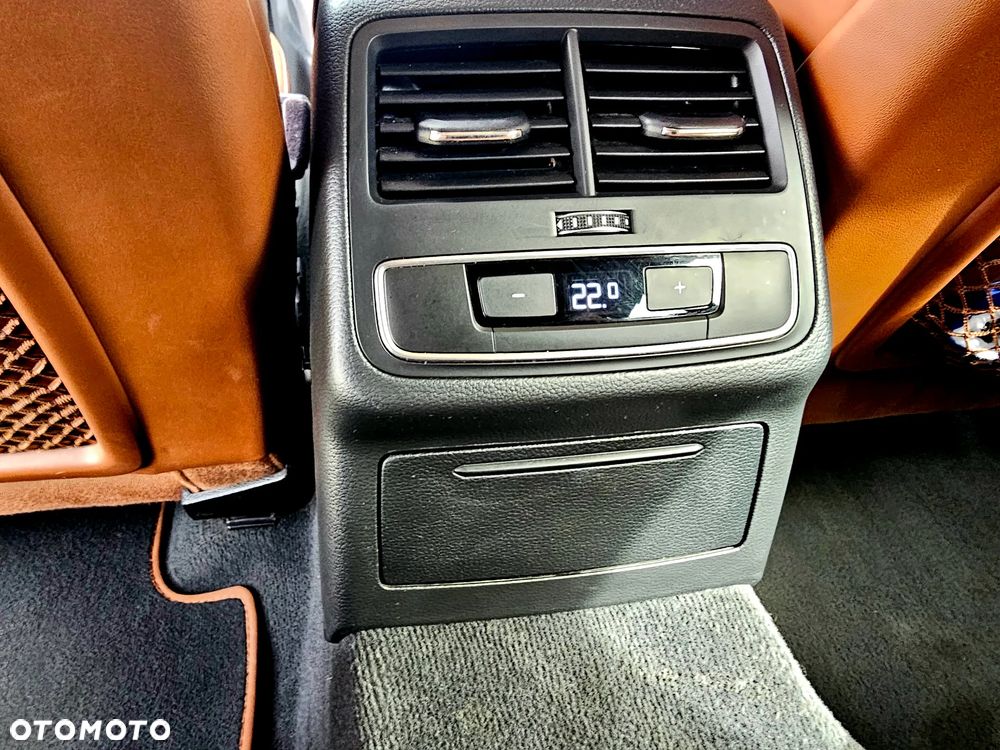 Audi A4 Allroad 2.0 TDI Quattro S tronic - 21