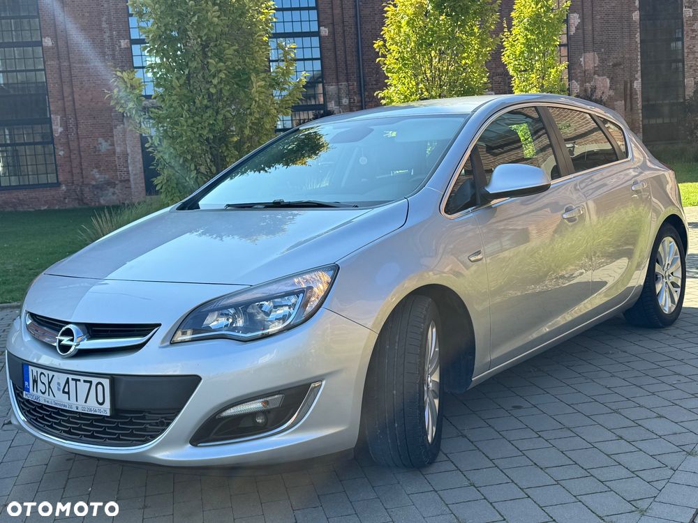 Opel Astra 1.6 CDTI Cosmo - 9