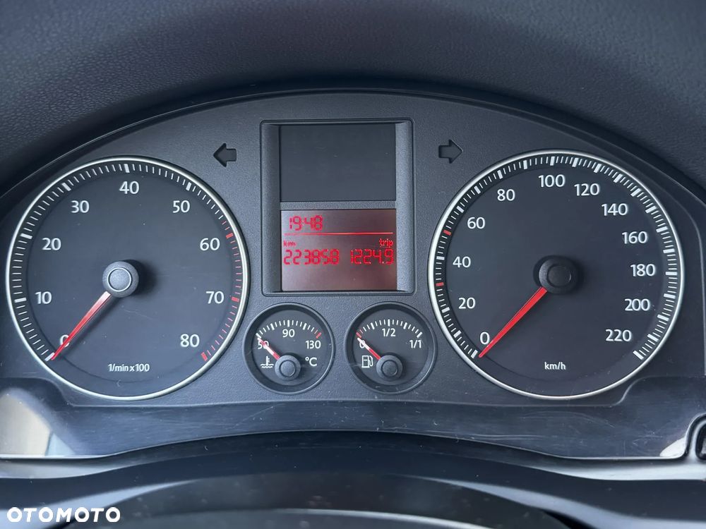 Volkswagen Golf - 15